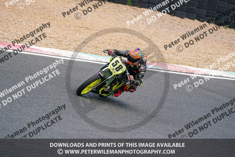 enduro digital images;event digital images;eventdigitalimages;mallory park;mallory park photographs;mallory park trackday;mallory park trackday photographs;no limits trackdays;peter wileman photography;racing digital images;trackday digital images;trackday photos